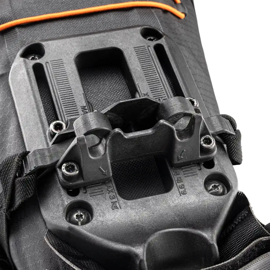 ORTLIEB Seat-Pack QR Black Matt, sacoche de selle, vue détaillée, chez Bag-Age
