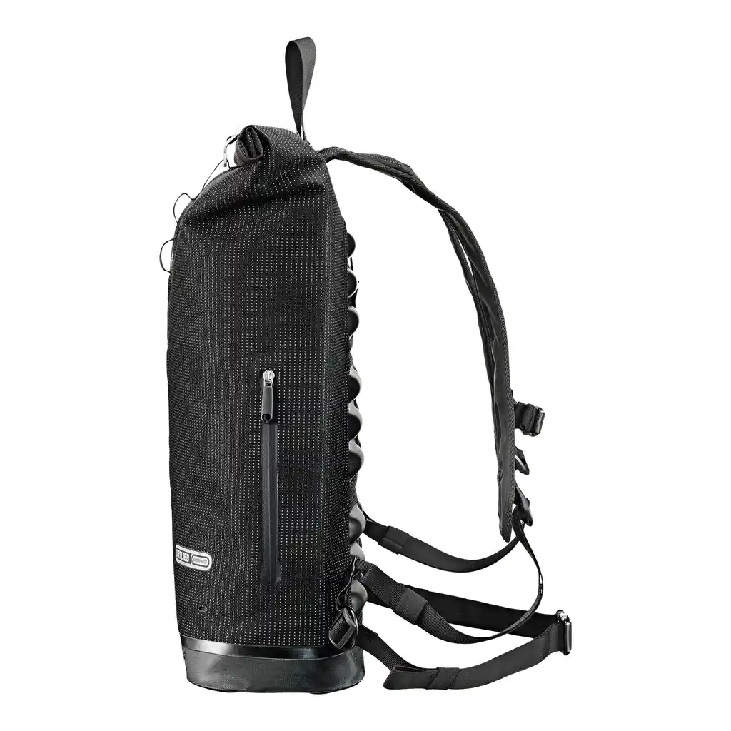 ORTLIEB Commuter-Daypack Atlantis Green Laptop Backpack, Seitenansicht, bei Bag-Age