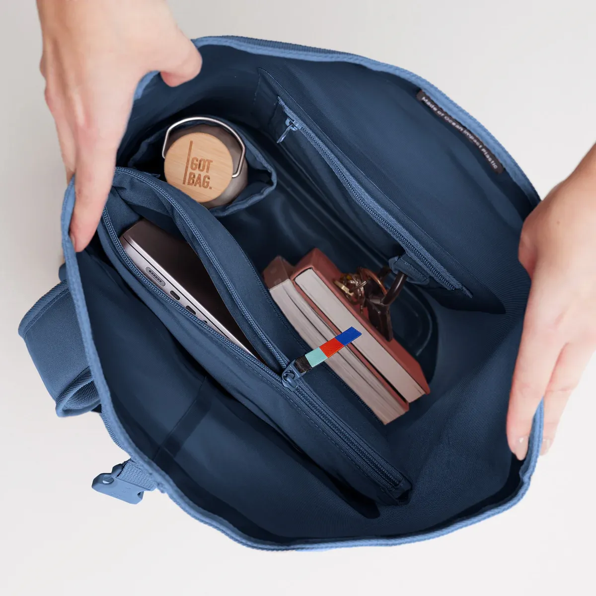 GOT BAG Rolltop Lite 2.0 Ocean Blue – open weergave | duurzaam | Bag-Age