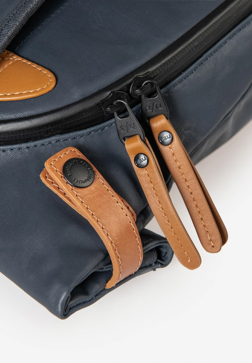 aunts & uncles Wakayama Night Blue sac, vue arrière, chez Bag-Age Berlin