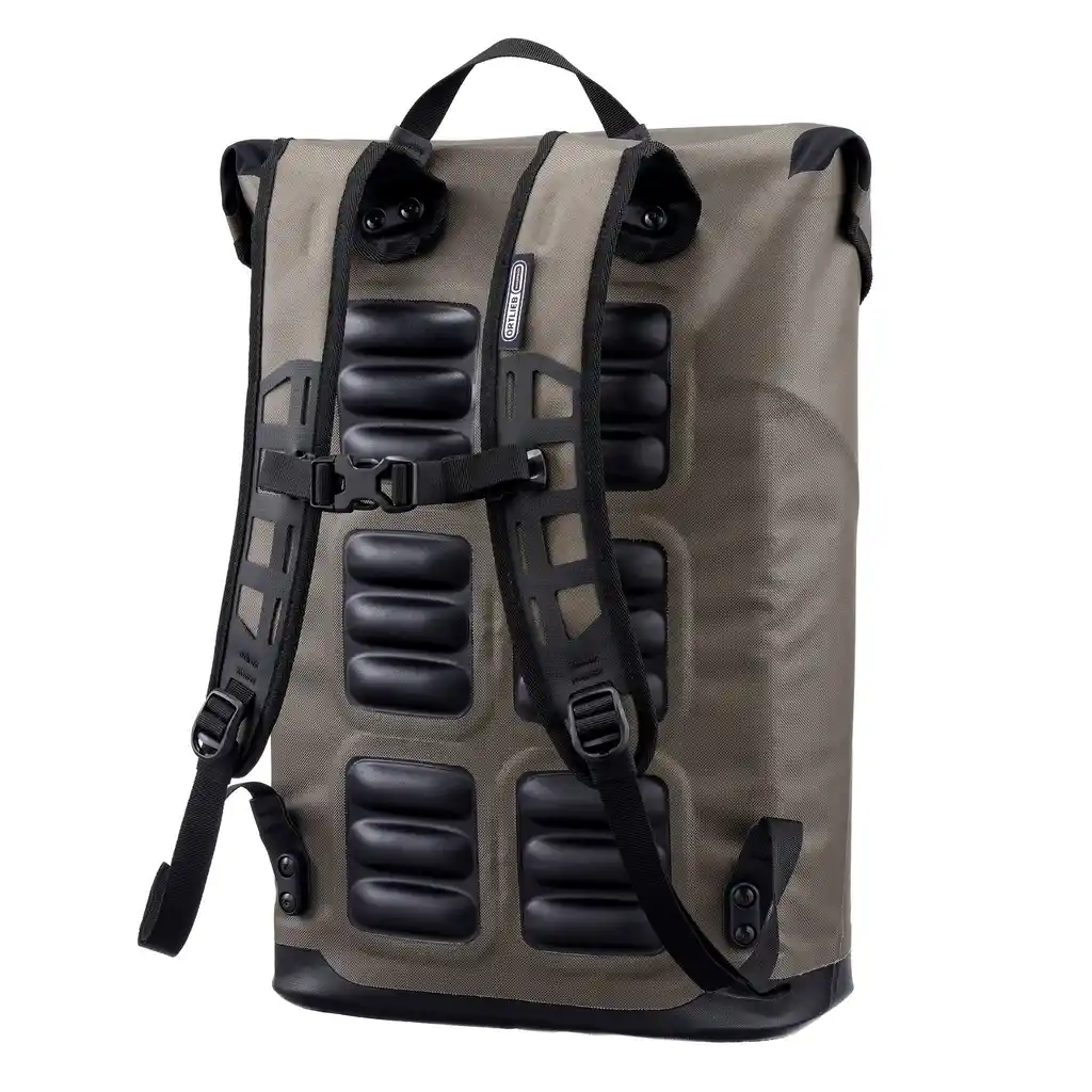 ORTLIEB Soulo Dark Sand Rucksack, Rückansicht, bei Bag-Age