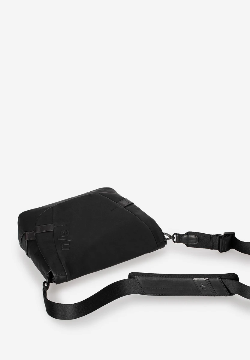 aunts & uncles Sendai Black saco, imagem do produto, na Bag-Age Berlin