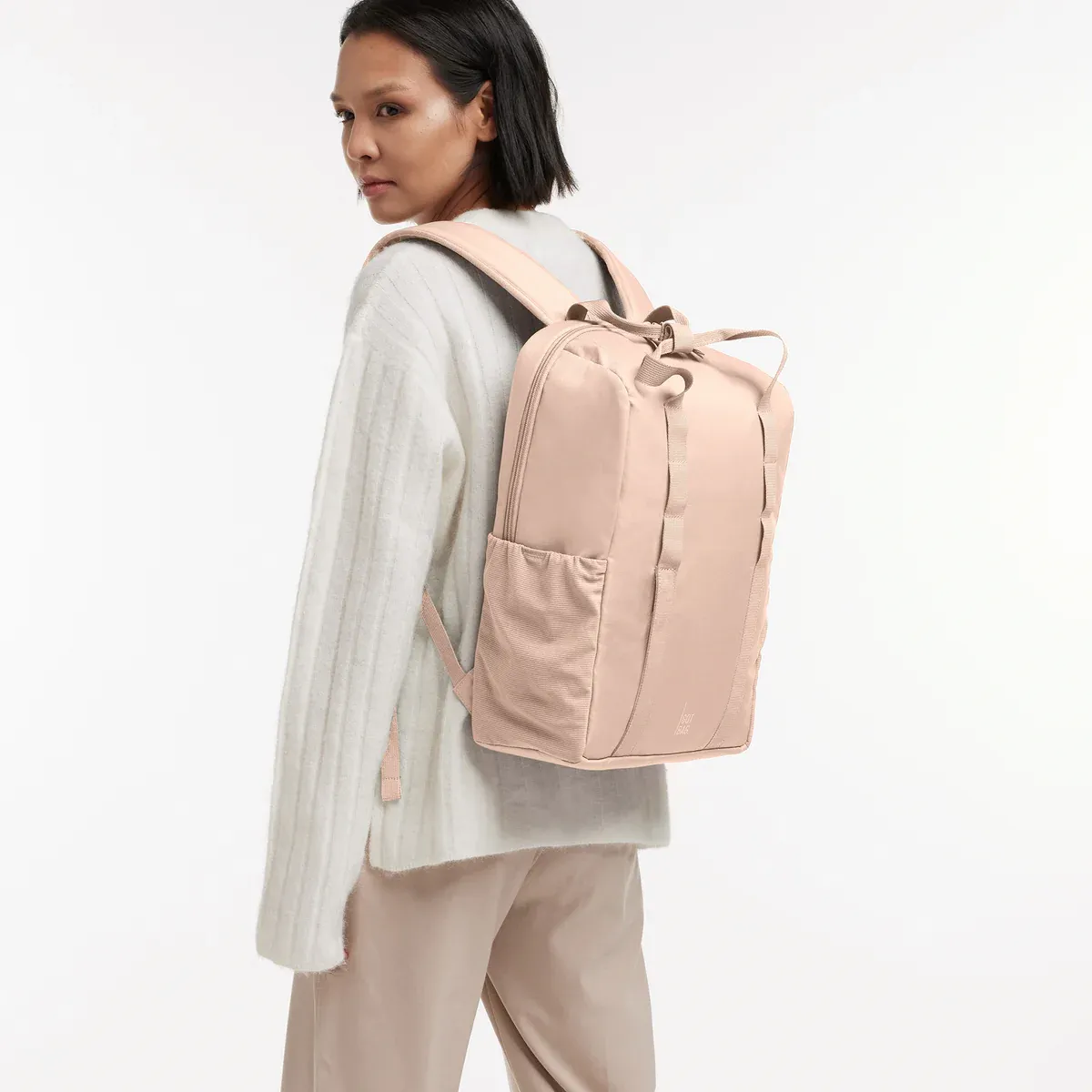 GOT BAG Daypack Loop Pearl Monochrome – Lifestyle-Foto 2 | nachhaltig | Bag-Age