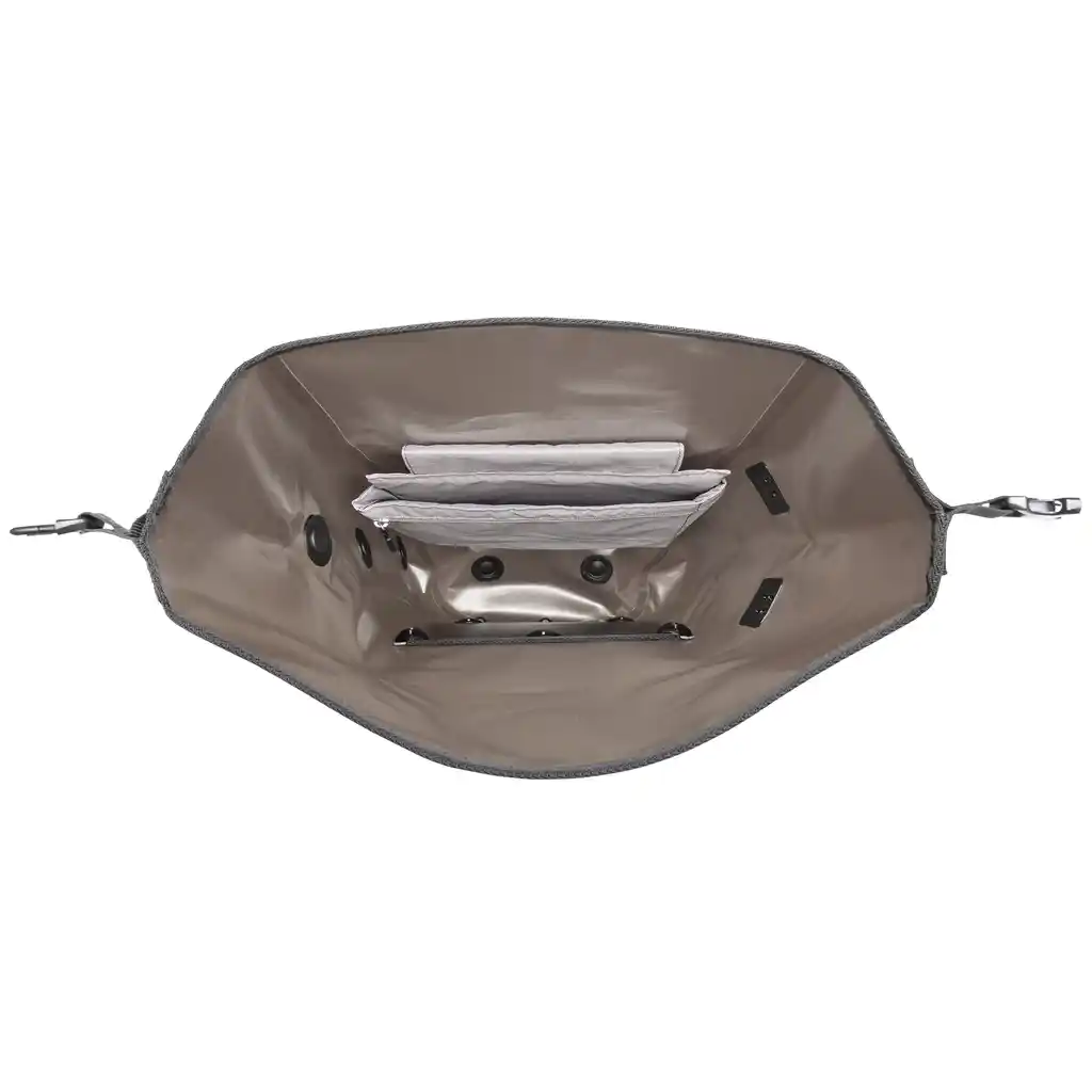 ORTLIEB Vario Lite Dark Sand convertible backpack pannier, binnenaanzicht, bij Bag-Age