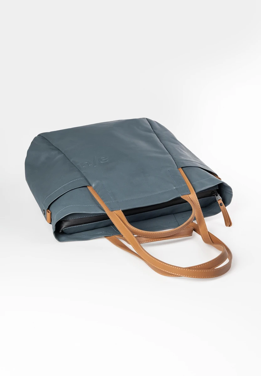 aunts & uncles Takamatsu Cosmic Void tas, productafbeelding, bij Bag-Age Berlin