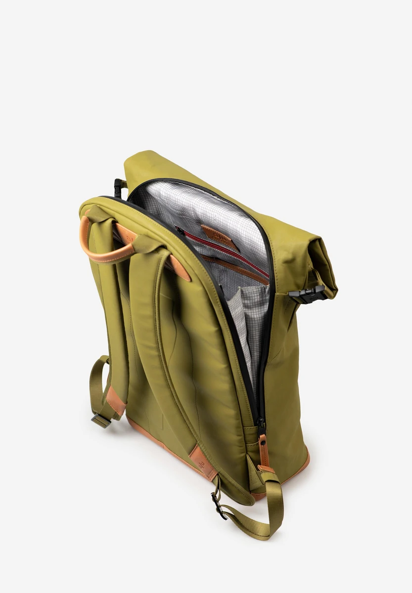 aunts & uncles Fukui Marshland bag, back view, at Bag-Age Berlin