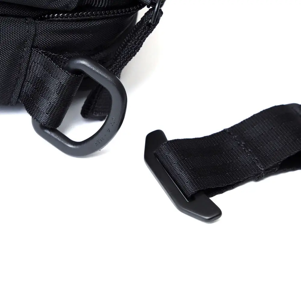 Chrome Industries Pac Shoulder Pouch 3L - vista del prodotto