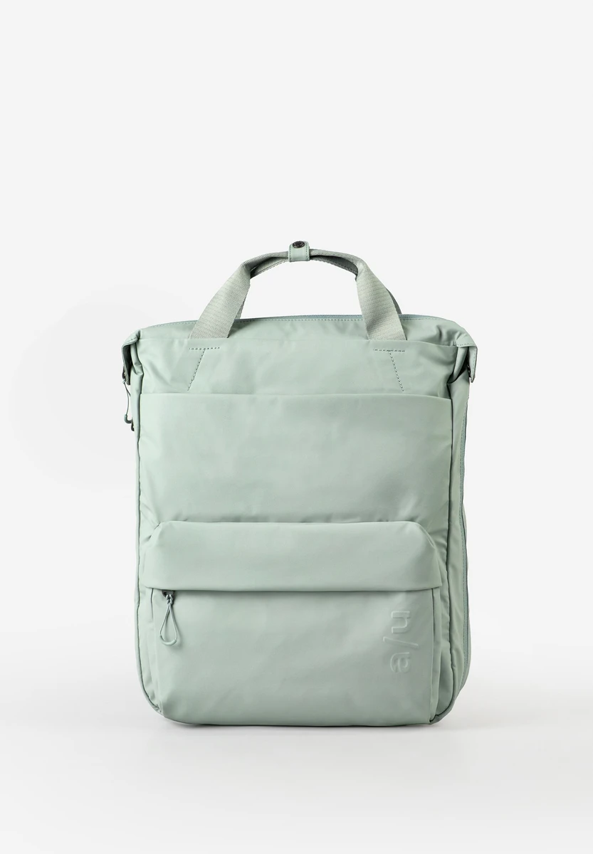 aunts & uncles Sagami RE lite Sage Green bag, front view, at Bag-Age Berlin