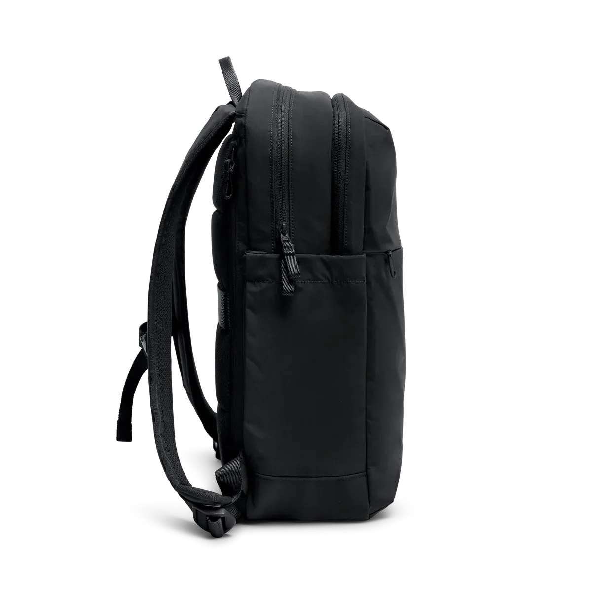 GOT BAG Commuter Pack Black Monochrome – widok z boku 2 | zrównoważona | Bag-Age