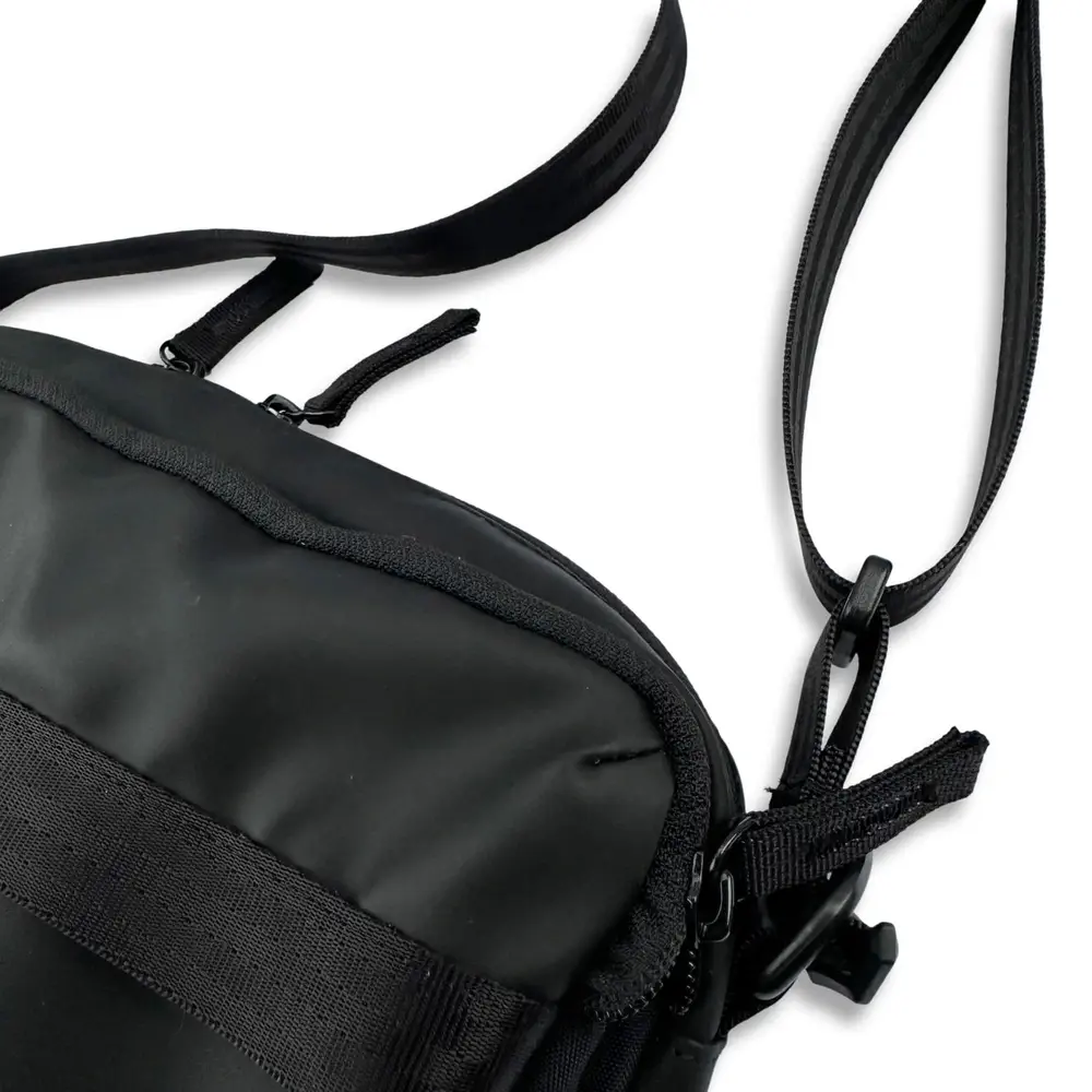 Chrome Industries Pac Shoulder Pouch 3L - vista del prodotto (Altra vista 2)