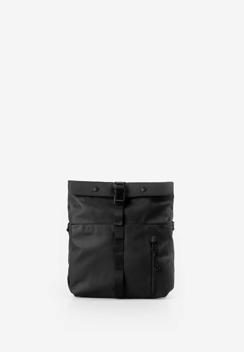 aunts & uncles Seki RE Black bag, product image, at Bag-Age Berlin
