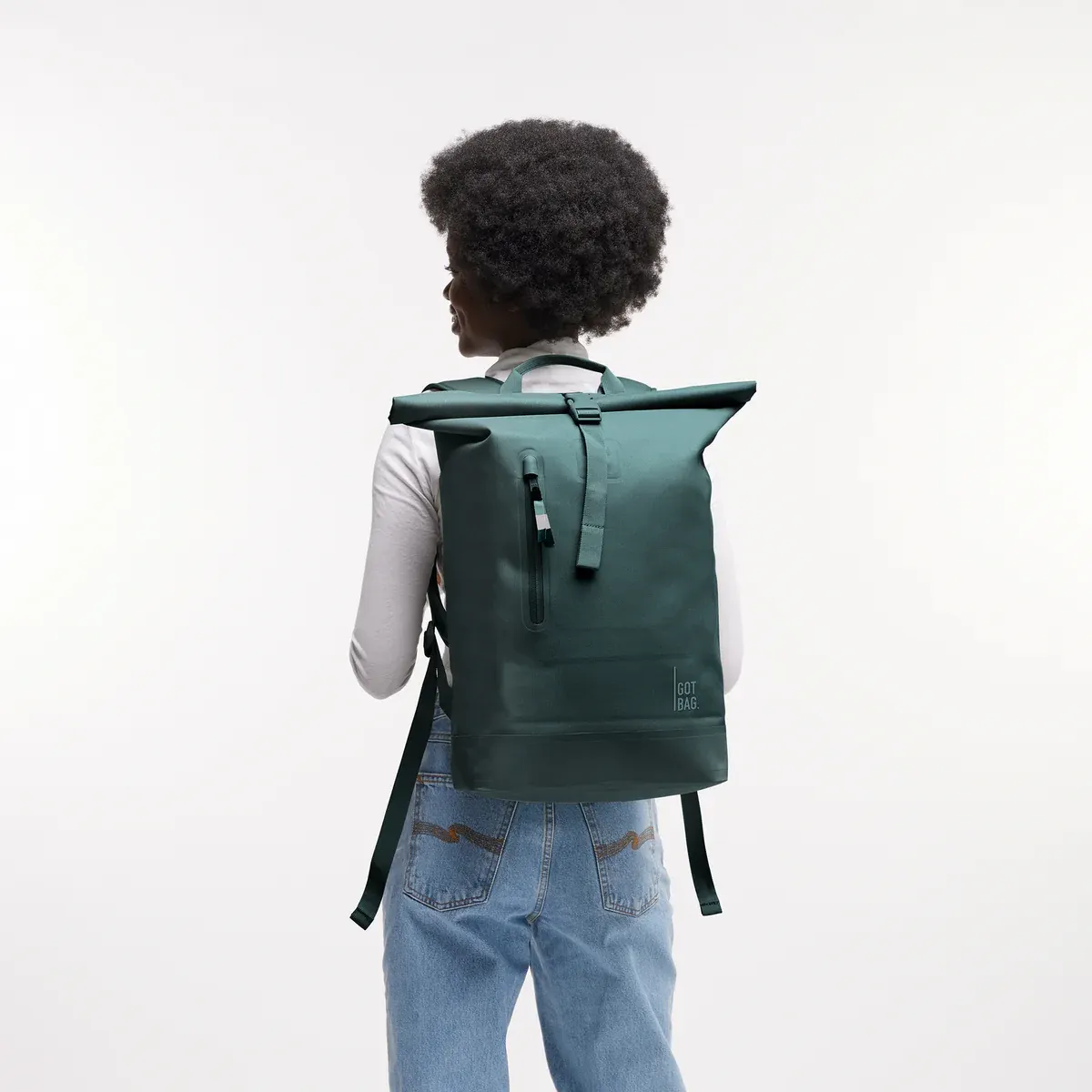 GOT BAG Rolltop Lite 2.0 Sea Teal Monochrome – lifestyle photo 2 | sustainable | Bag-Age