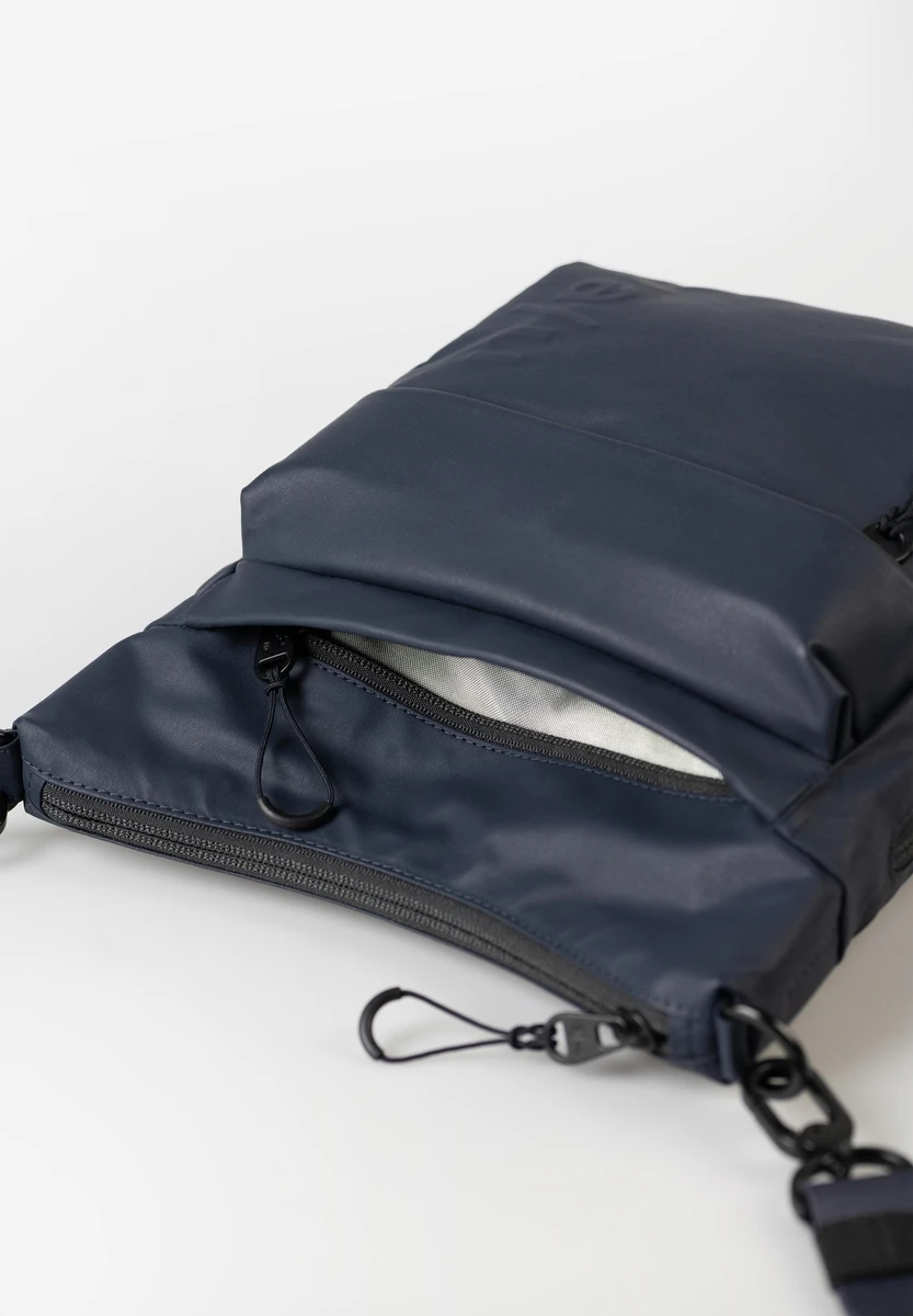 aunts & uncles Yura RE lite Outer Space bag, product image, at Bag-Age Berlin