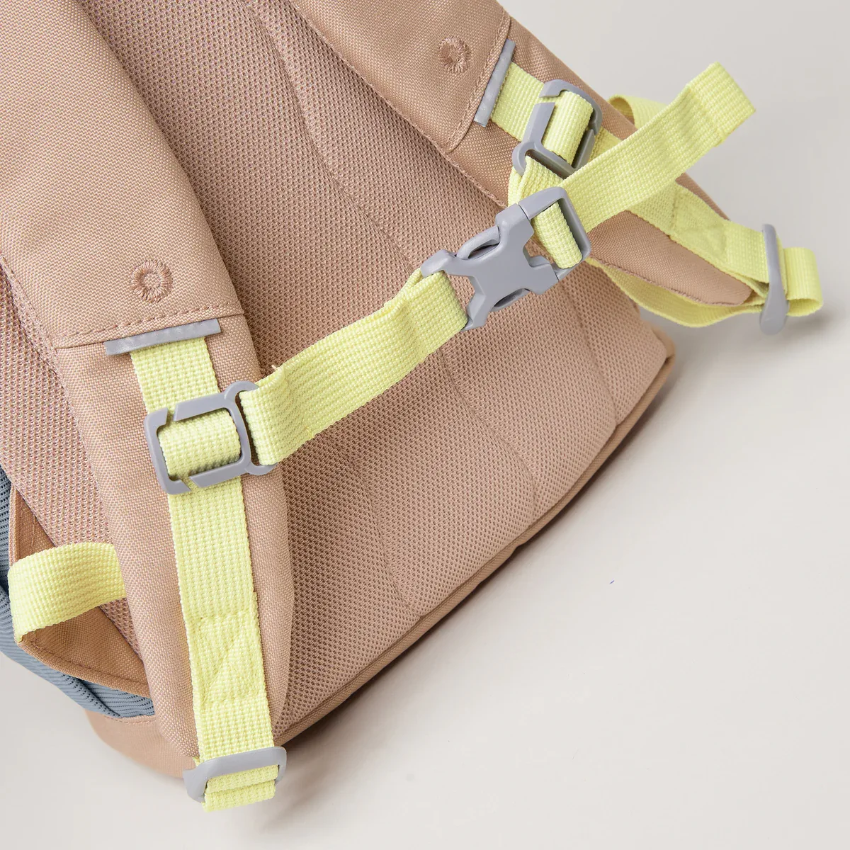 GOT BAG Kids Adventure Rolltop Sandbar Multi – detailweergave 3 | duurzaam | Bag-Age