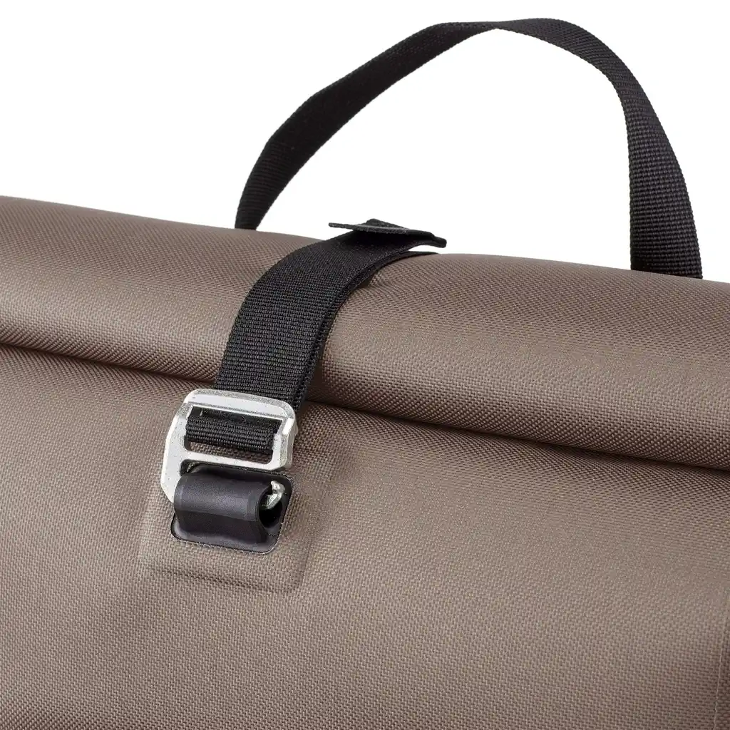 ORTLIEB Vario 20L Dark Sand, convertible backpack pannier, vue détaillée, chez Bag-Age