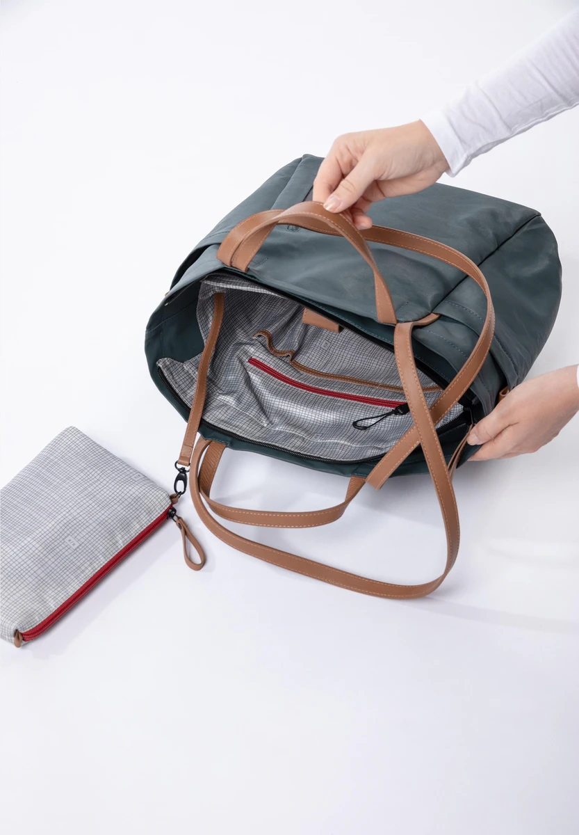 aunts & uncles Takamatsu Cosmic Void tas, productafbeelding, bij Bag-Age Berlin