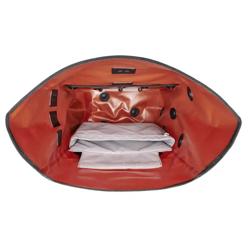 ORTLIEB Vario 26L Rooibos, convertible backpack pannier, vista interna, da Bag-Age
