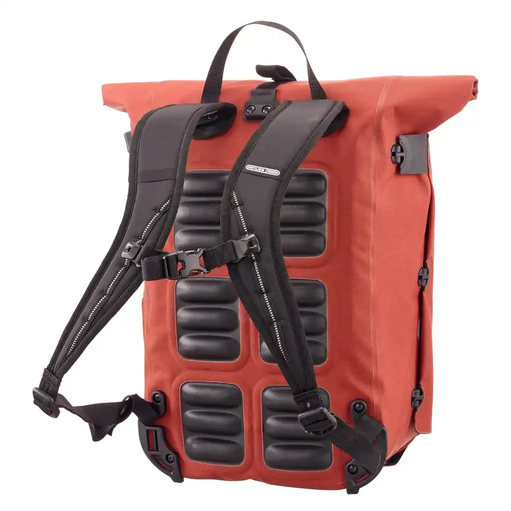 ORTLIEB Vario 26L Dark Chili, convertible backpack pannier, vue arrière, chez Bag-Age