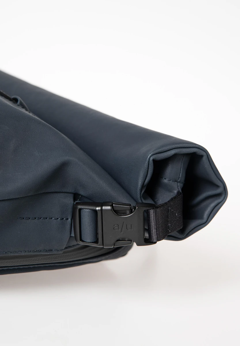 aunts & uncles Tokio Night Blue tas, achteraanzicht, bij Bag-Age Berlin