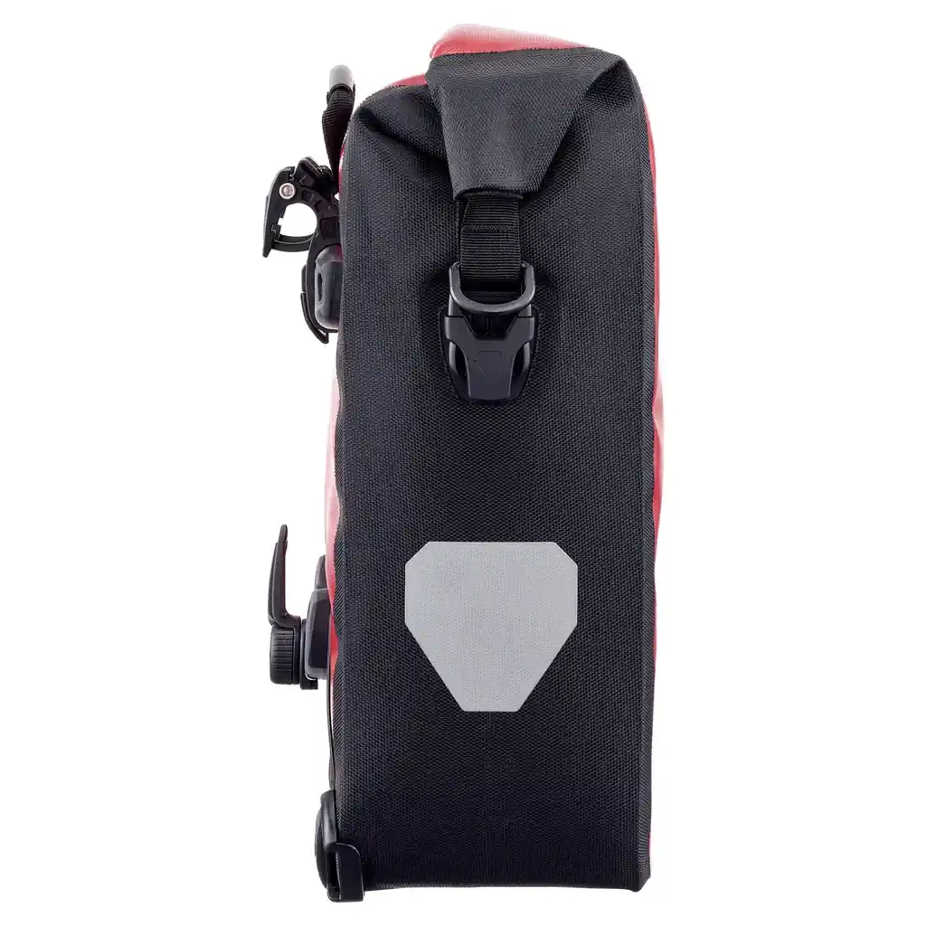 ORTLIEB Sport-Roller Core Red Fahrradtasche, Seitenansicht, bei Bag-Age