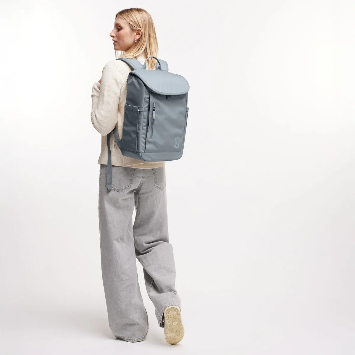 GOT BAG Serene Pack Marlin Monochrome – photo lifestyle 2 | durable | Bag-Age