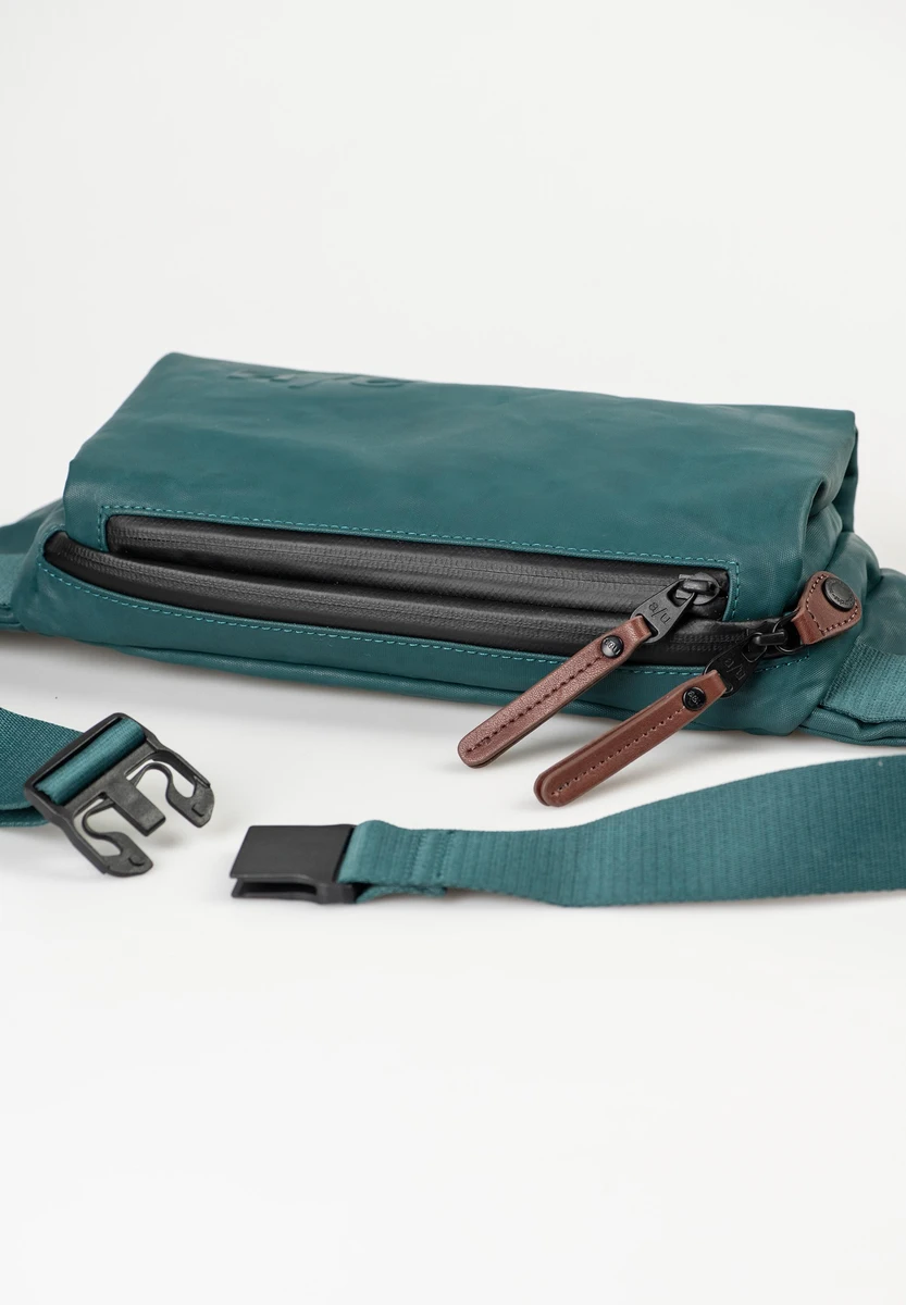 aunts & uncles Himeji Transformative Teal bag, product image, at Bag-Age Berlin