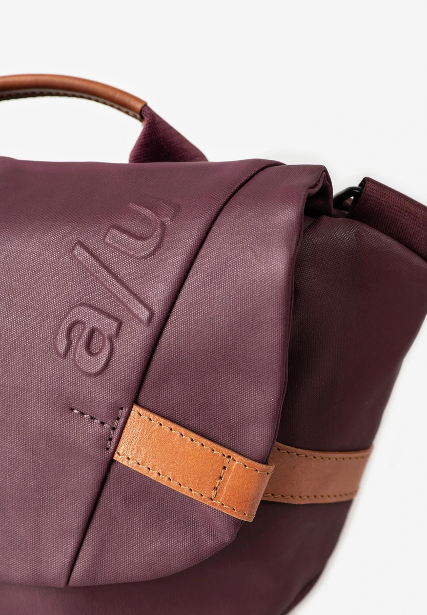 aunts & uncles Kazo Cherry Laquer bag, product image, at Bag-Age Berlin