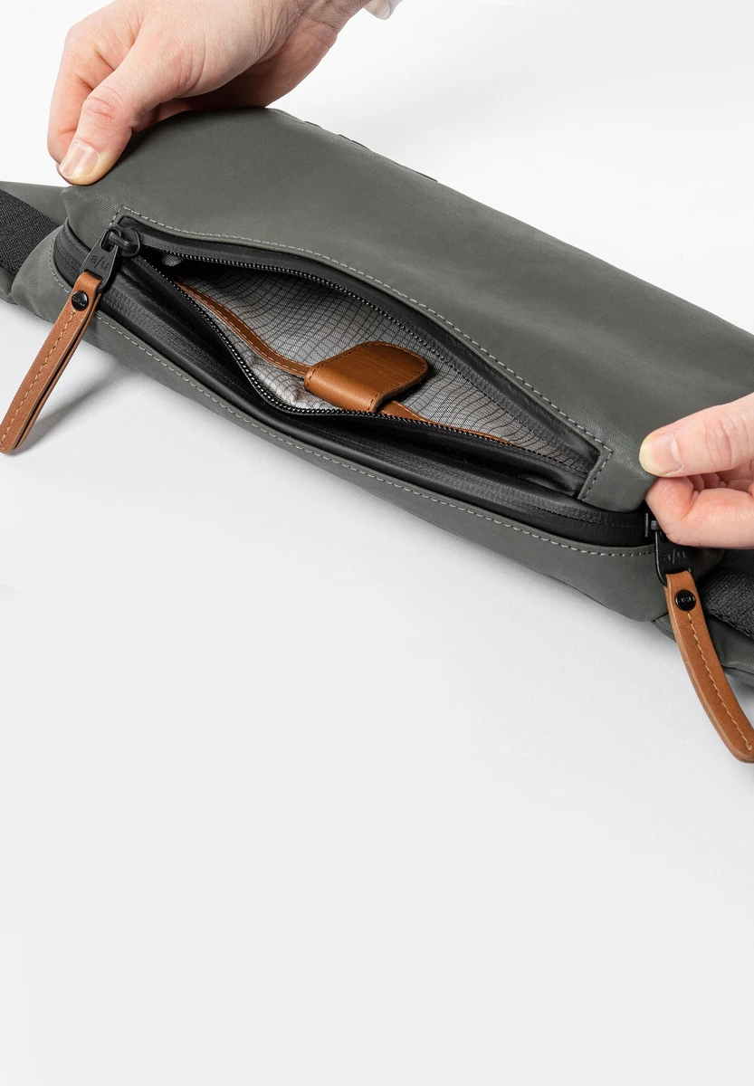 aunts & uncles Himeji Gravity Grey bag, product image, at Bag-Age Berlin