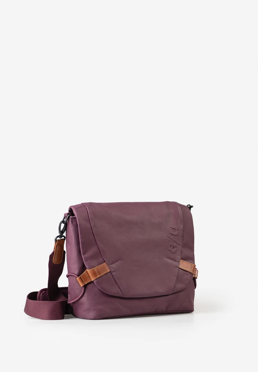 aunts & uncles Sendai Cherry Laquer bag, product image, at Bag-Age Berlin