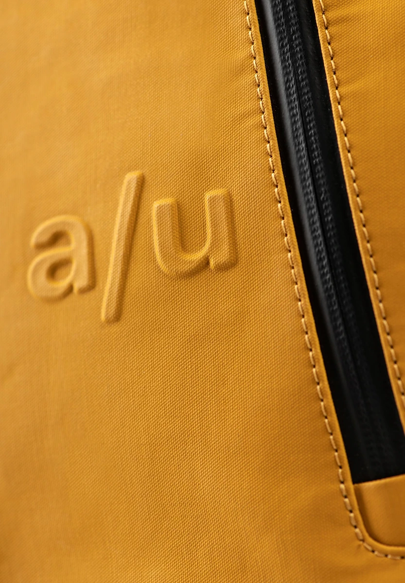 aunts & uncles Fukui Amber bag, back view, at Bag-Age Berlin