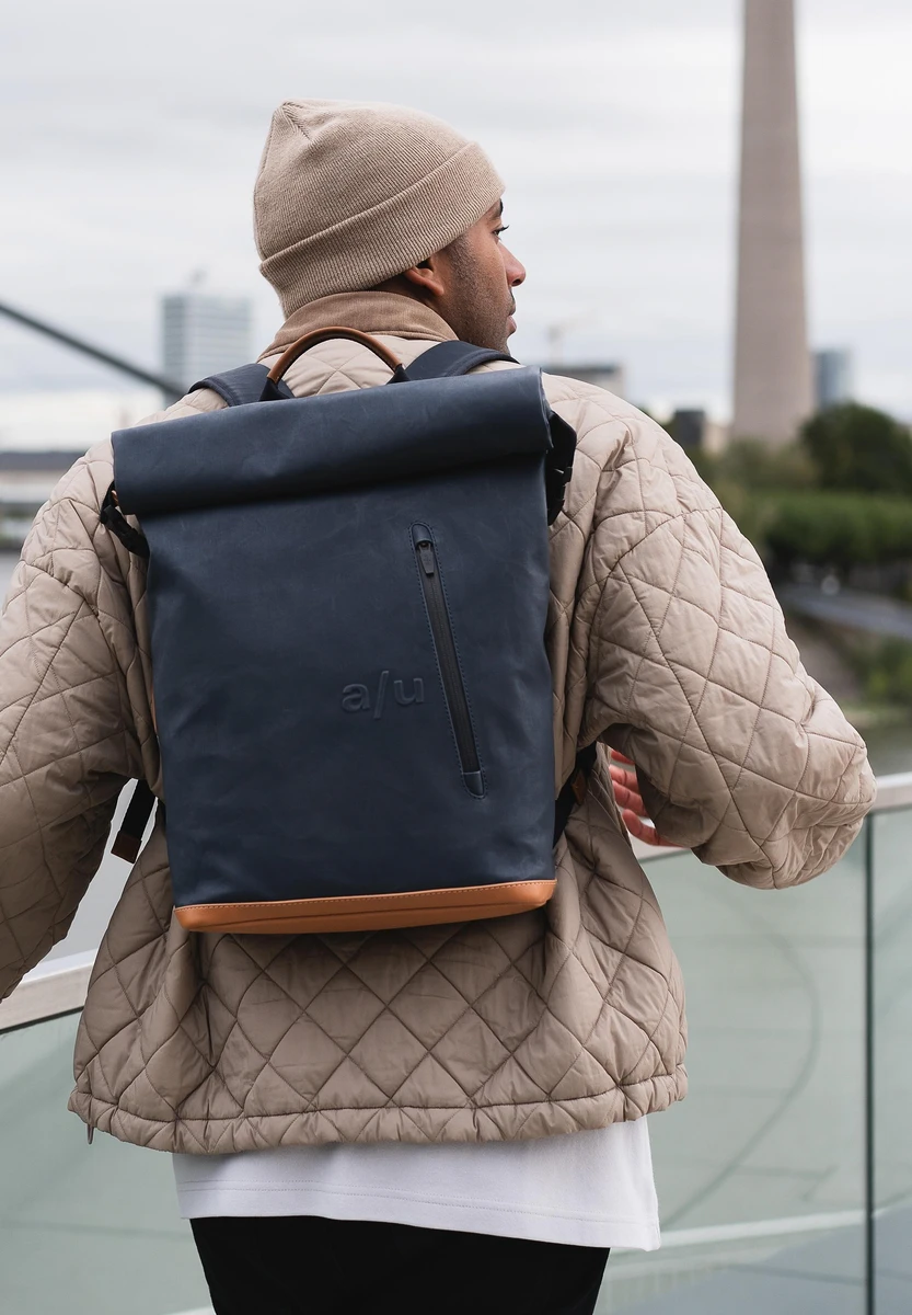 aunts & uncles Tokio Night Blue tas, achteraanzicht, bij Bag-Age Berlin