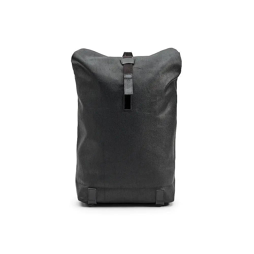 Brooks England Pickwick Cotton Canvas Rucksack in Total Black – Vorderansicht