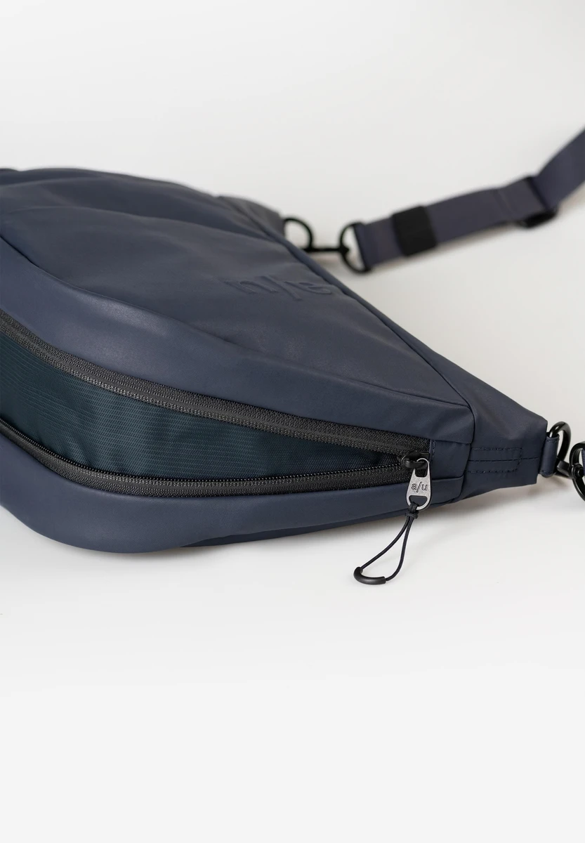 aunts & uncles Toyo RE lite Outer Space bag, product image, at Bag-Age Berlin