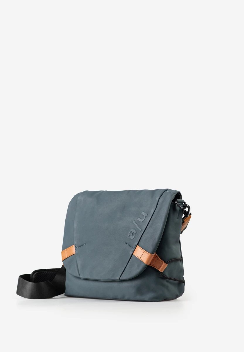 aunts & uncles Sendai Cosmic Void bag, product image, at Bag-Age Berlin