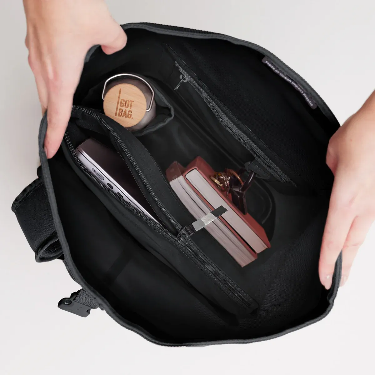 GOT BAG Rolltop Lite 2.0 Black Monochrome – Produktbild 1 | nachhaltig | Bag-Age