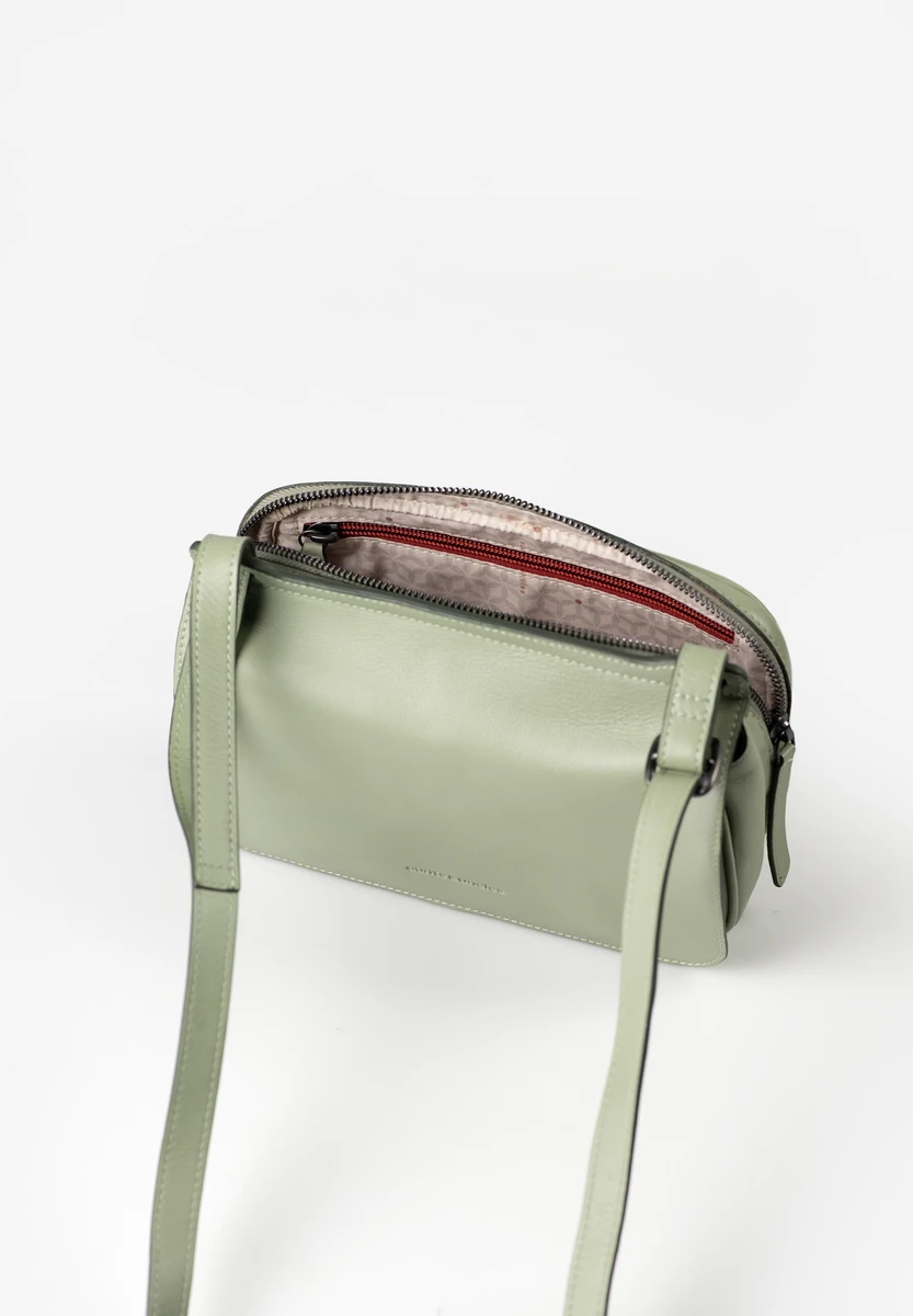 aunts & uncles Magnolia Green Tea bag, product image, at Bag-Age Berlin