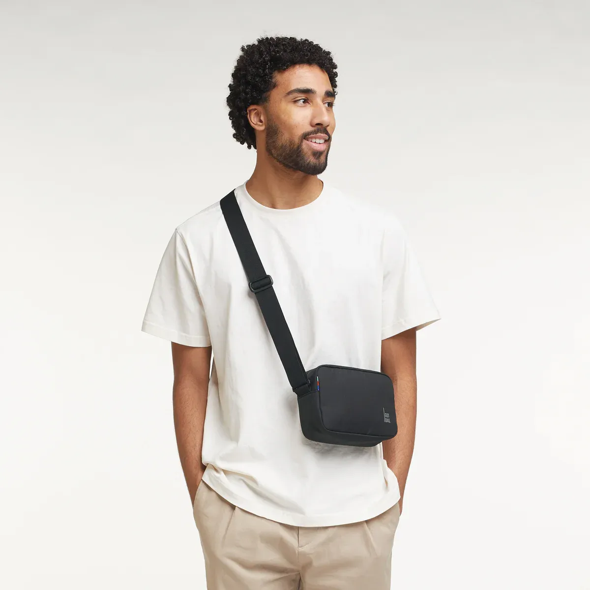 GOT BAG Crossbody Bag Black – foto lifestyle 1 | sostenibile | Bag-Age