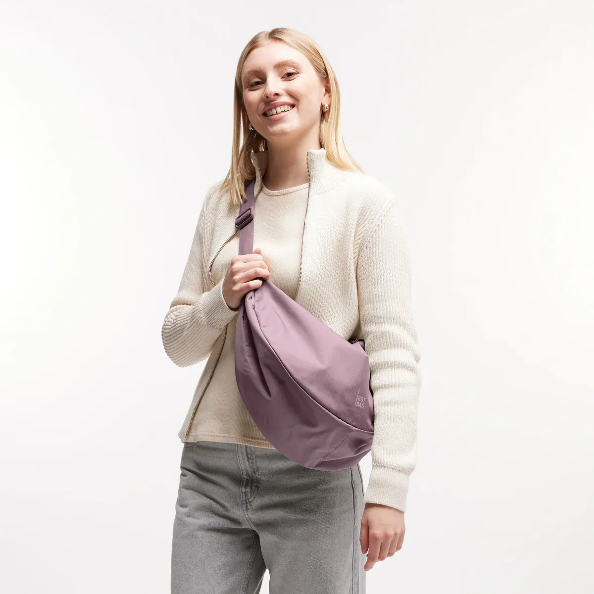 GOT BAG Moon Bag Large Calamary Monochrome – foto lifestyle 1 | sustentável | Bag-Age