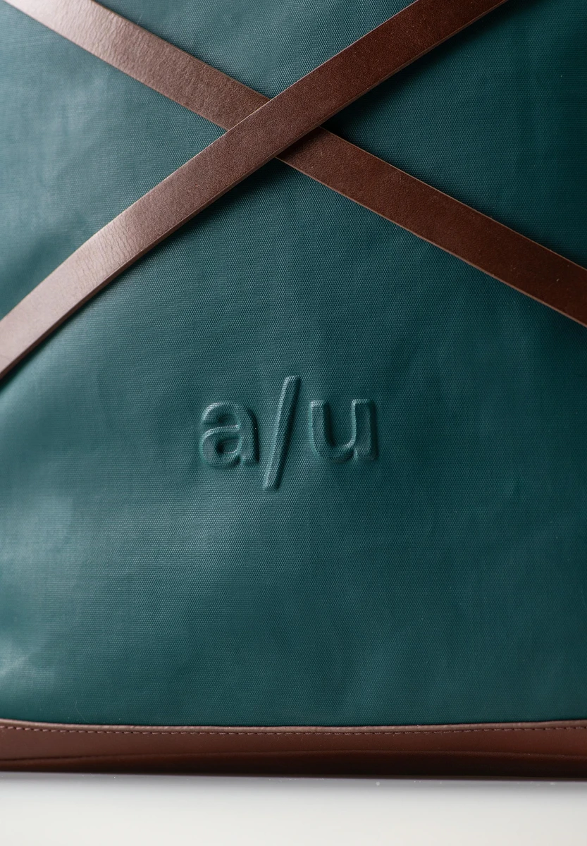 aunts & uncles Osaka Transformative Teal tas, achteraanzicht, bij Bag-Age Berlin