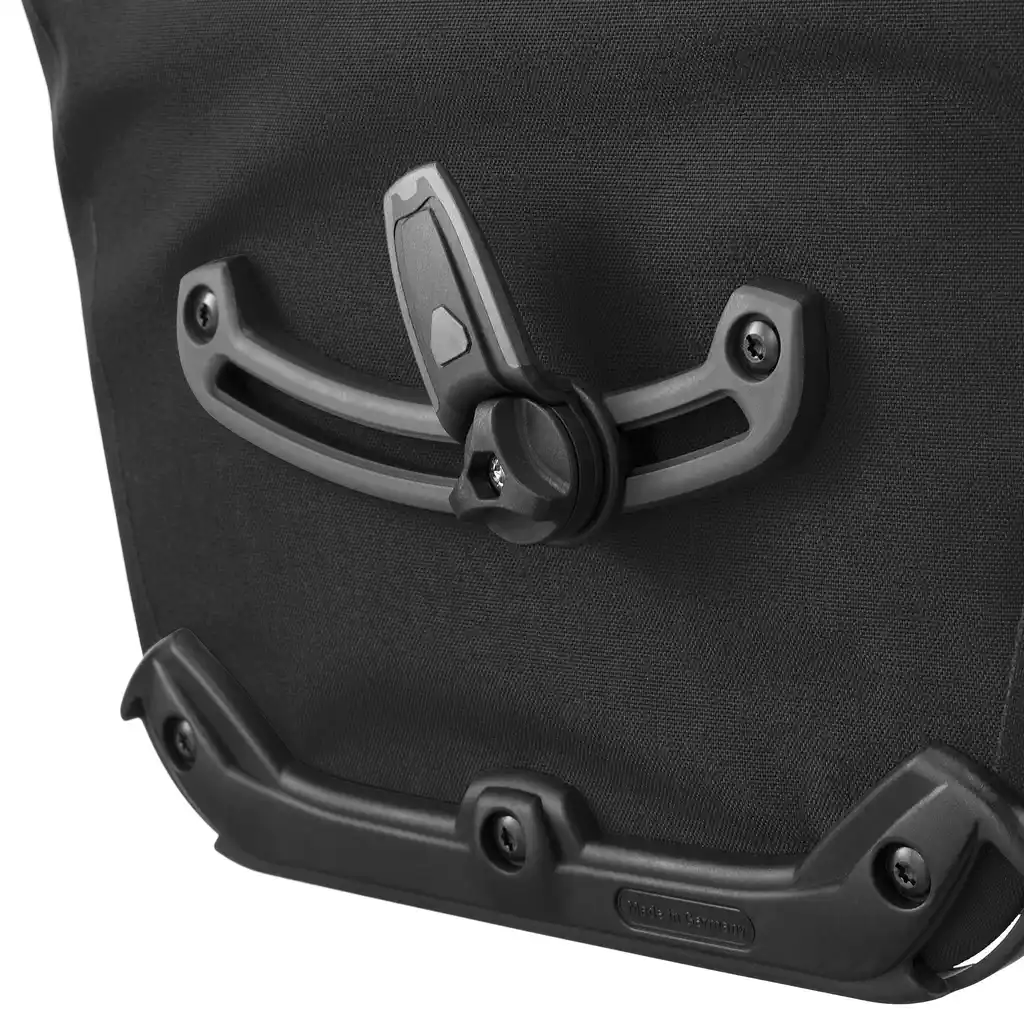 ORTLIEB Back-Roller Plus Black Fahrradtasche, Rückansicht, bei Bag-Age
