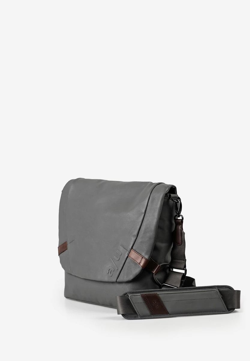 aunts & uncles Tsu Pewter sac, image produit, chez Bag-Age Berlin