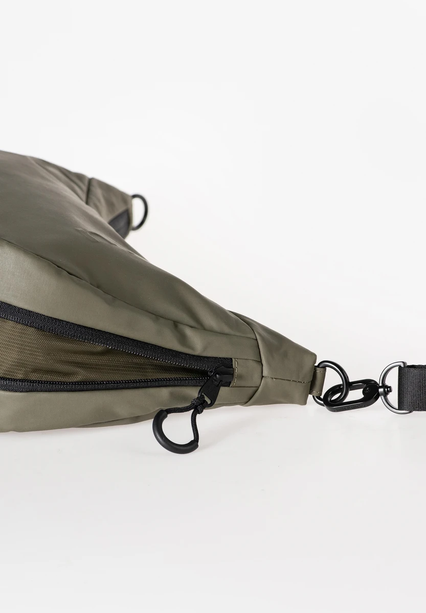 aunts & uncles Yoshii RE Fallen Rock bag, product image, at Bag-Age Berlin