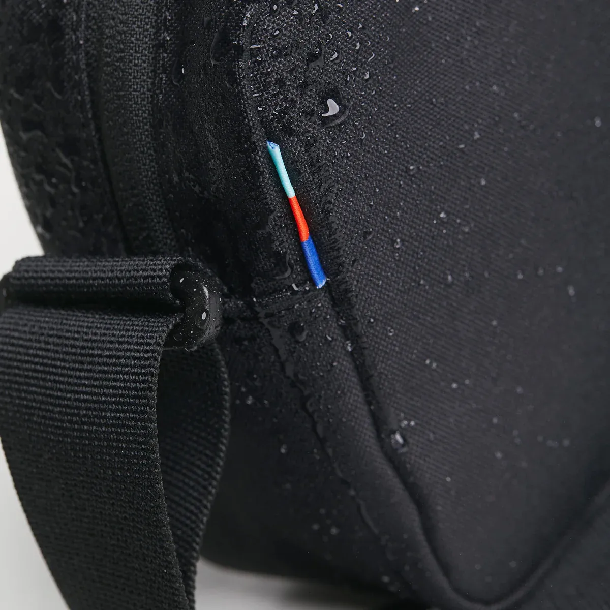 GOT BAG Crossbody Bag Black – vista dettaglio | sostenibile | Bag-Age
