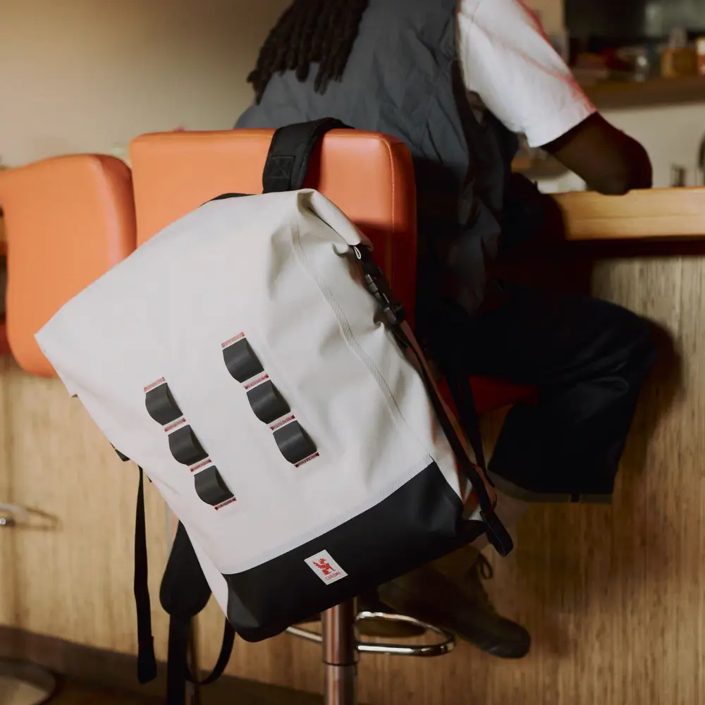 Chrome Industries Urban Ex 30L Pack - vista del producto (Otra vista 5)