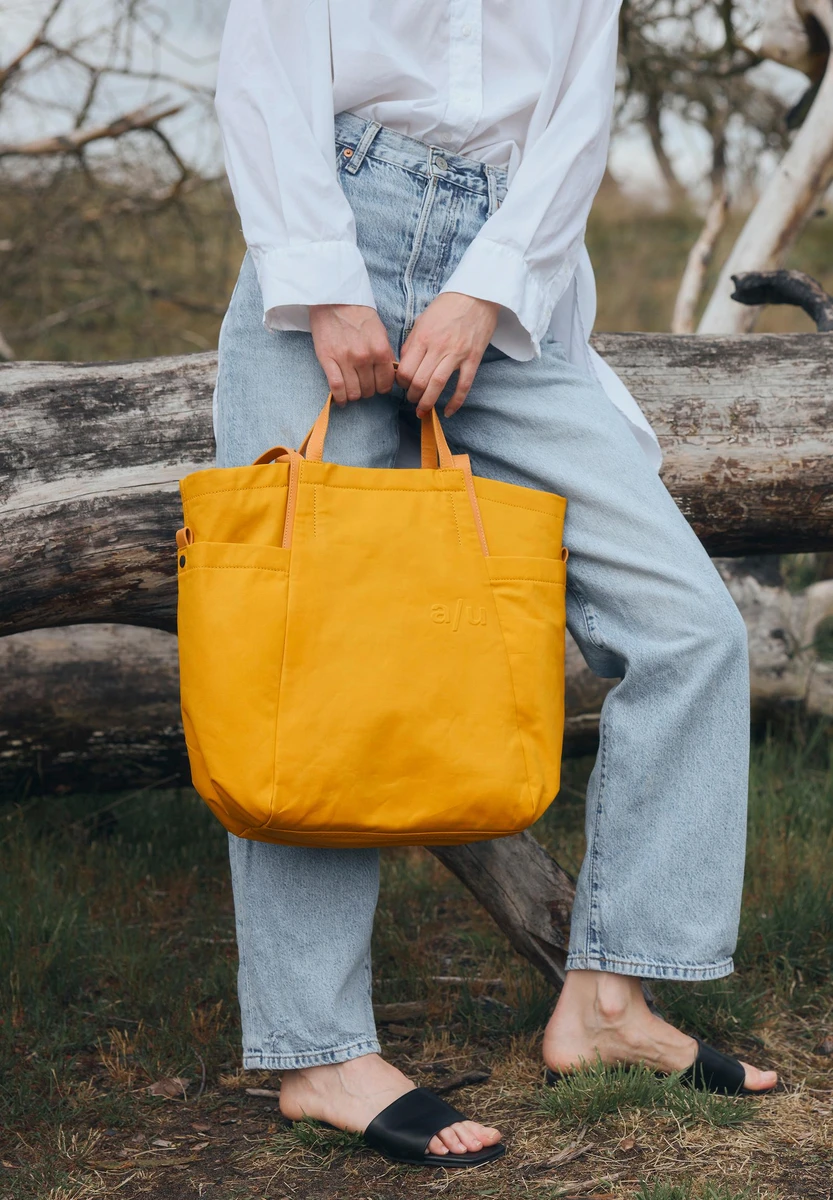 aunts & uncles Takamatsu Cosmic Void tas, productafbeelding, bij Bag-Age Berlin