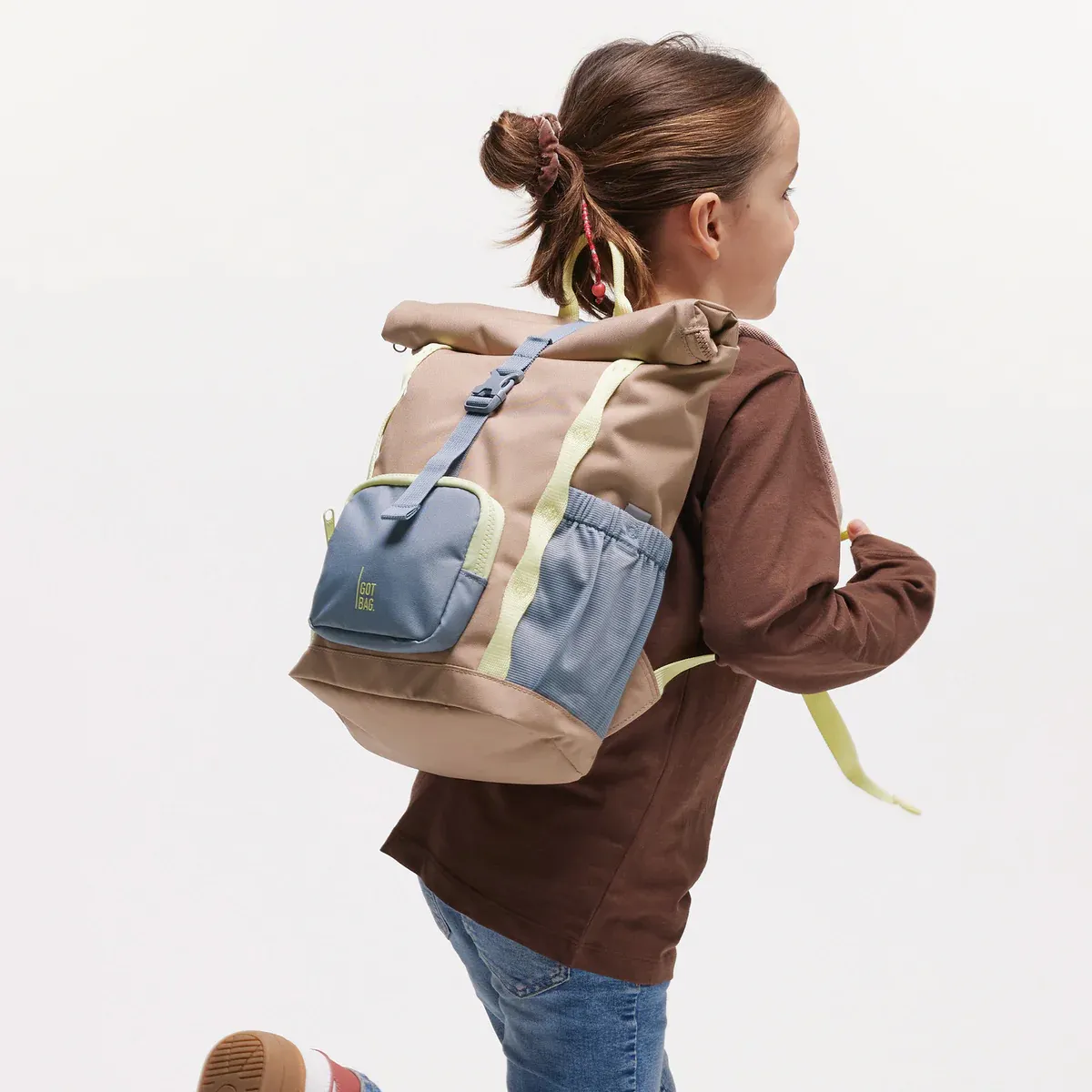 GOT BAG Kids Adventure Rolltop Sandbar Multi – lifestylefoto 2 | duurzaam | Bag-Age