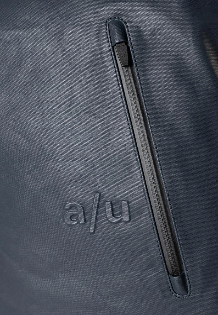 aunts & uncles Fukui Night Blue bag, back view, at Bag-Age Berlin