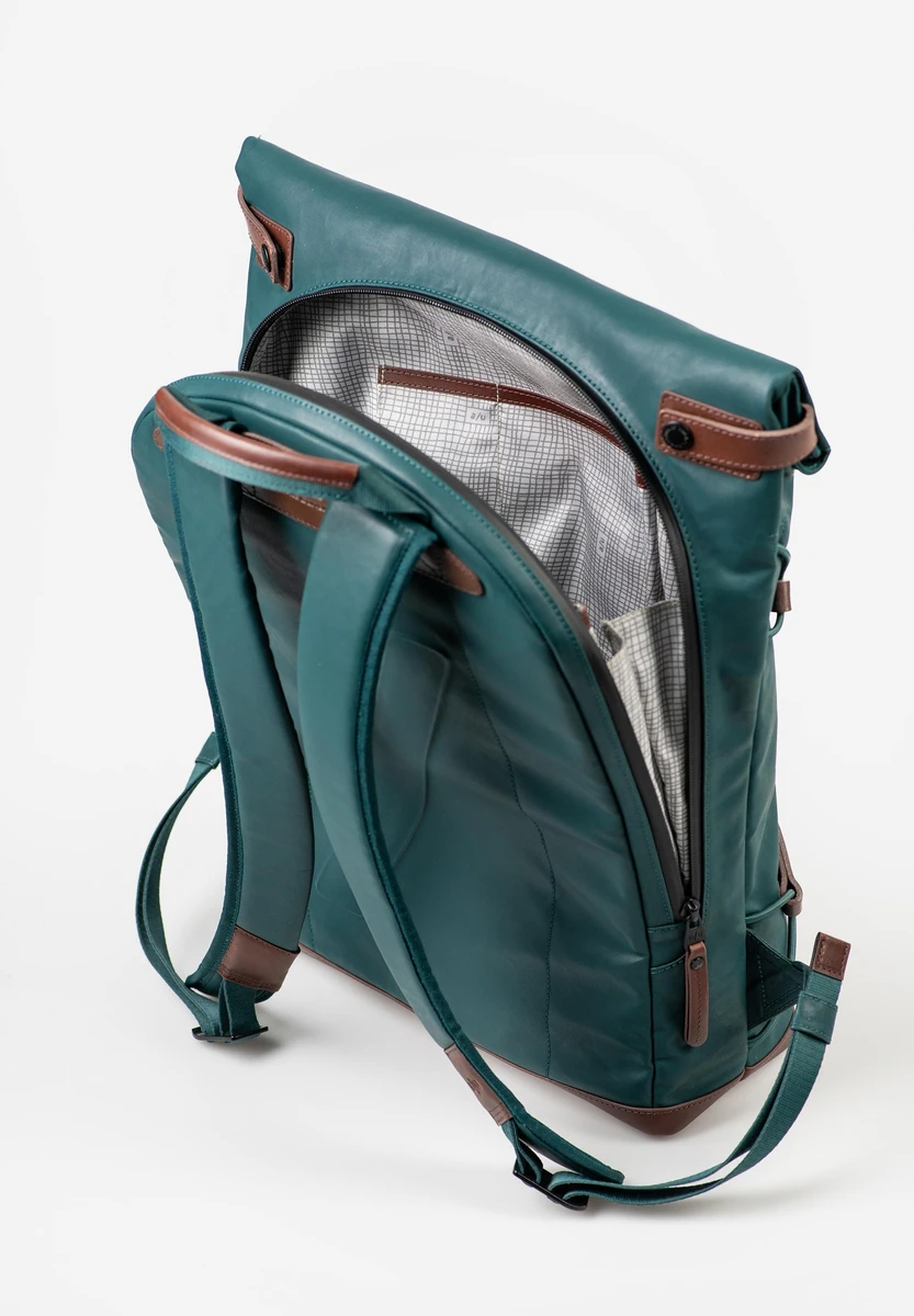 aunts & uncles Osaka Transformative Teal tas, achteraanzicht, bij Bag-Age Berlin