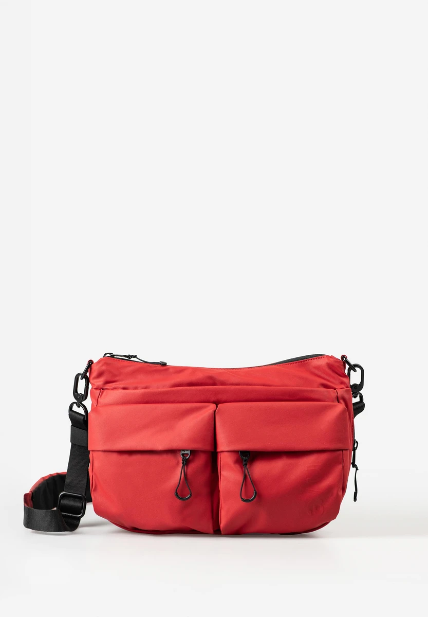 aunts & uncles Mogami RE lite Red bag, front view, at Bag-Age Berlin