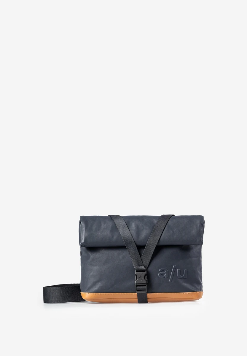 aunts & uncles Yao Night Blue bag, front view, at Bag-Age Berlin
